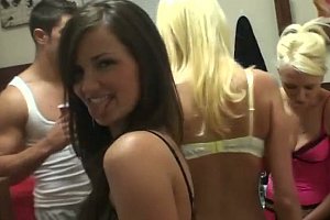 petitesex